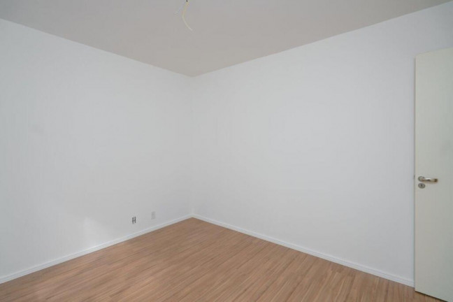 Imagem Imóvel com 3 Quartos à Venda, 62 m² em Hípica - Porto Alegre Imagem Imóvel com 3 Quartos à Venda, 62 m² em Hípica - Porto Alegre