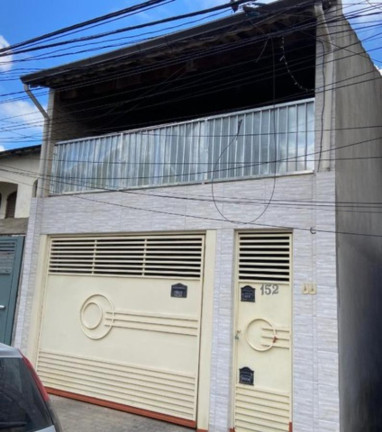 Sobrado com 5 Quartos à Venda, 291 m² em Vila Carmosina - São Paulo