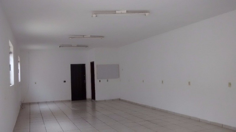 Imagem Sobrado com 2 Quartos à Venda, 200 m² em Jardim Residencial Santina Paroli Peccinino - Limeira Imagem Sobrado com 2 Quartos à Venda, 200 m² em Jardim Residencial Santina Paroli Peccinino - Limeira