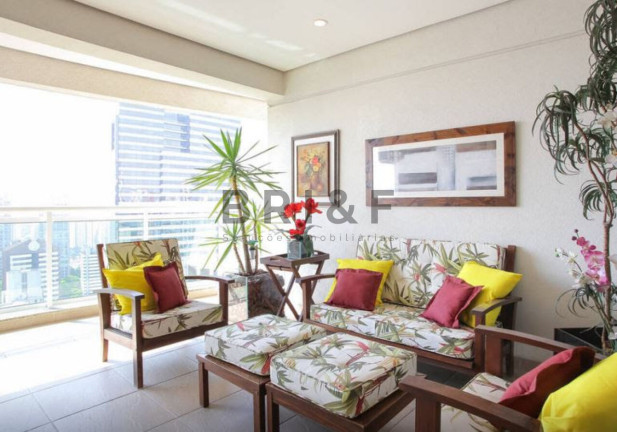 Apartamento com 2 Quartos à Venda, 120 m² em Brooklin - São Paulo