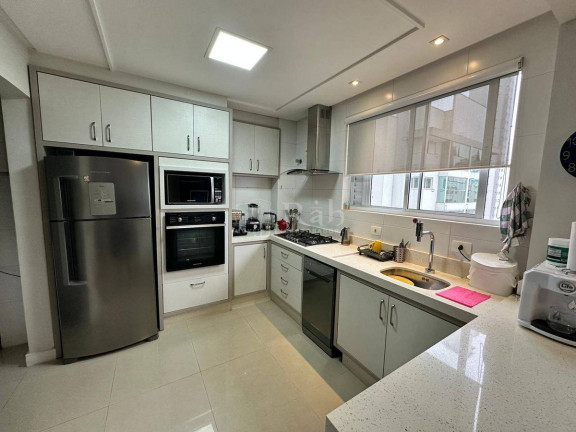 Imagem Apartamento com 3 Quartos à Venda, 120 m² em Centro - Balneário Camboriú