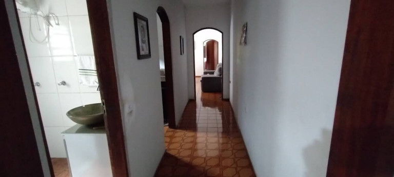 Imagem Casa com 4 Quartos à Venda, 135 m² em Jardim Dona Sinhá - São Paulo