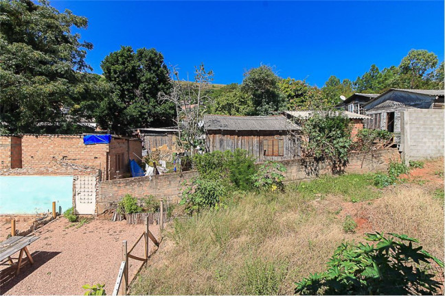 Imagem Casa com 2 Quartos à Venda, em Nonoai - Porto Alegre Imagem Casa com 2 Quartos à Venda, em Nonoai - Porto Alegre