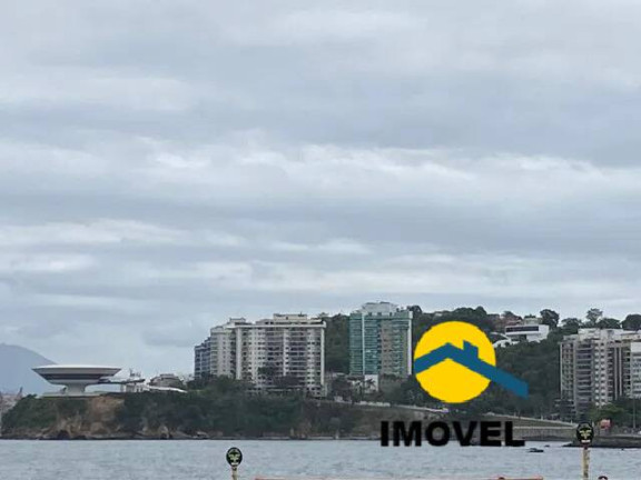 Imagem Apartamento com 4 Quartos à Venda, 160 m² em Icaraí - Niterói