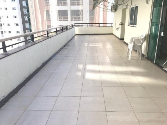 Imagem Cobertura com 4 Quartos à Venda, 205 m² em Centro - Balneário Camboriú Imagem Cobertura com 4 Quartos à Venda, 205 m² em Centro - Balneário Camboriú