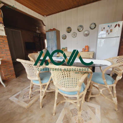 Imagem Casa com 3 Quartos à Venda, 118 m² em Brandalize - Itapoá Imagem Casa com 3 Quartos à Venda, 118 m² em Brandalize - Itapoá