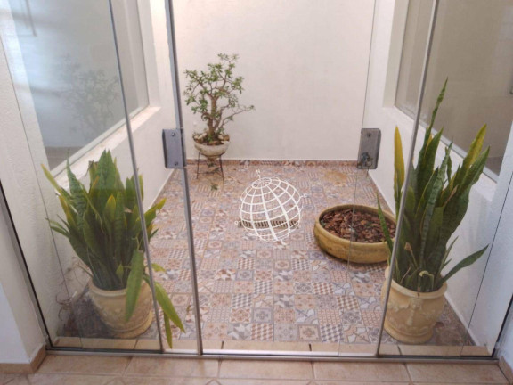 Imagem Casa com 3 Quartos à Venda, 323 m² em Vila Petrópolis - Atibaia Imagem Casa com 3 Quartos à Venda, 323 m² em Vila Petrópolis - Atibaia