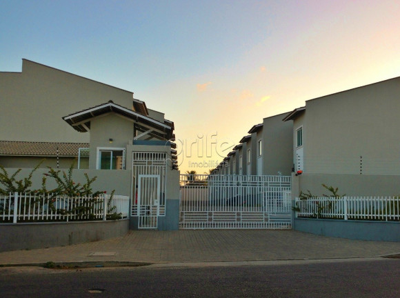 Imagem Casa de Condomínio com 3 Quartos à Venda, 80 m² em Mondubim - Fortaleza