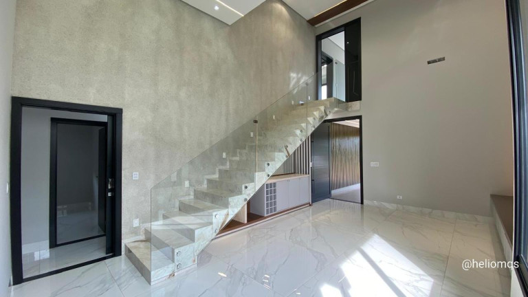 Imagem Sobrado com 5 Quartos à Venda, 256 m² em Residencial Alphaville Iii - Campo Grande