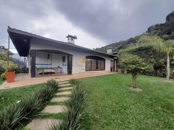 Imagem Casa com 3 Quartos à Venda, 1.406 m² em Golfe - Teresópolis Imagem Casa com 3 Quartos à Venda, 1.406 m² em Golfe - Teresópolis