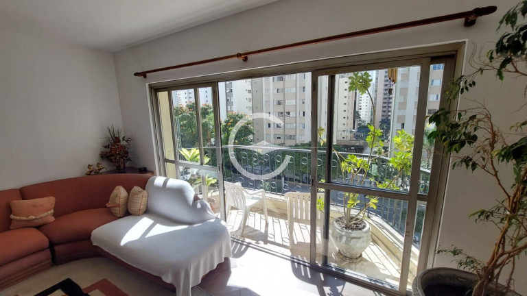 Imagem Apartamento com 4 Quartos à Venda, 158 m² em Moema - São Paulo Imagem Apartamento com 4 Quartos à Venda, 158 m² em Moema - São Paulo