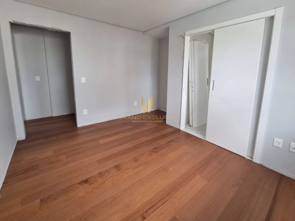 Imagem Cobertura com 4 Quartos à Venda, 204 m² em Centro - Balneário Camboriú Imagem Cobertura com 4 Quartos à Venda, 204 m² em Centro - Balneário Camboriú