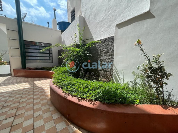Imagem Casa com 3 Quartos à Venda, 203 m² em Humaitá - Rio De Janeiro Imagem Casa com 3 Quartos à Venda, 203 m² em Humaitá - Rio De Janeiro