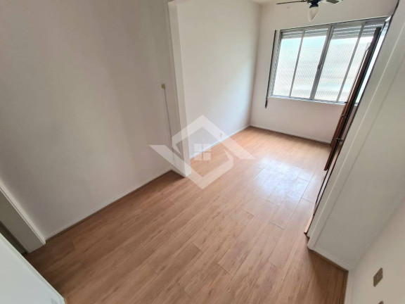 Imagem Apartamento com 1 Quarto à Venda, 33 m² em Copacabana - Rio De Janeiro Imagem Apartamento com 1 Quarto à Venda, 33 m² em Copacabana - Rio De Janeiro