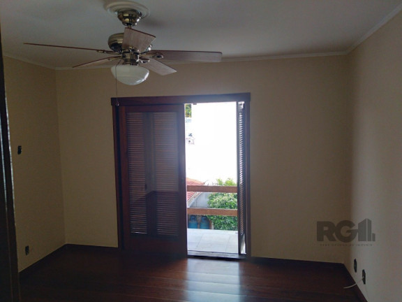 Imagem Casa com 3 Quartos à Venda, 242 m² em Santana - Porto Alegre Imagem Casa com 3 Quartos à Venda, 242 m² em Santana - Porto Alegre