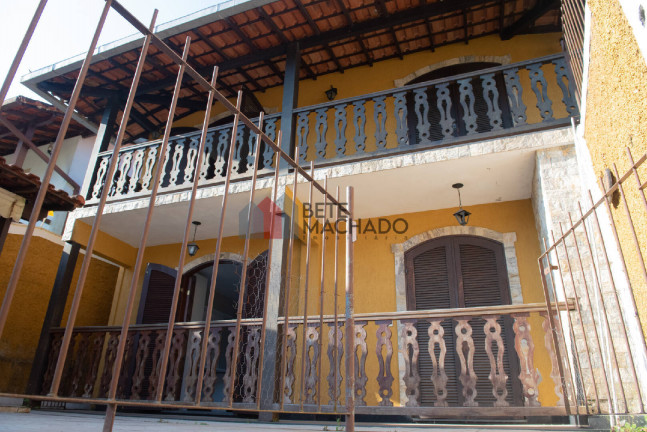 Imagem Casa com 4 Quartos à Venda, 135 m² em Araras - Teresópolis