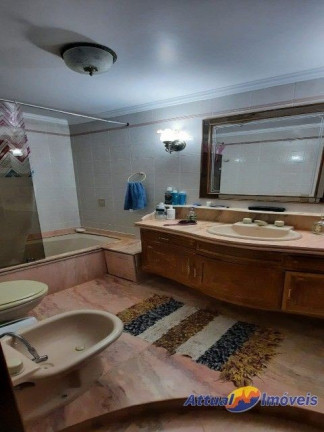 Imagem Casa com 5 Quartos à Venda, 211 m² em Alto - Teresópolis Imagem Casa com 5 Quartos à Venda, 211 m² em Alto - Teresópolis