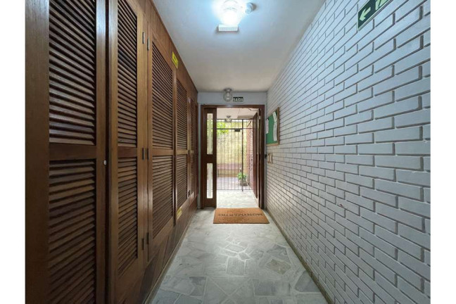 Imagem Apartamento com 3 Quartos à Venda, 100 m² em Moinhos De Vento - Porto Alegre