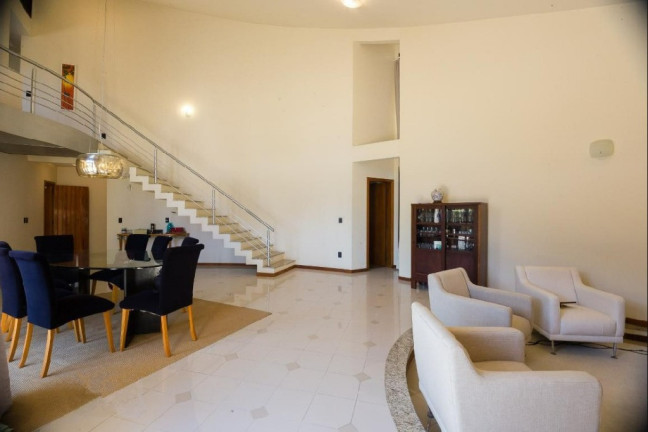 Imagem Casa com 5 Quartos à Venda, 330 m² em Itacorubi - Florianópolis
