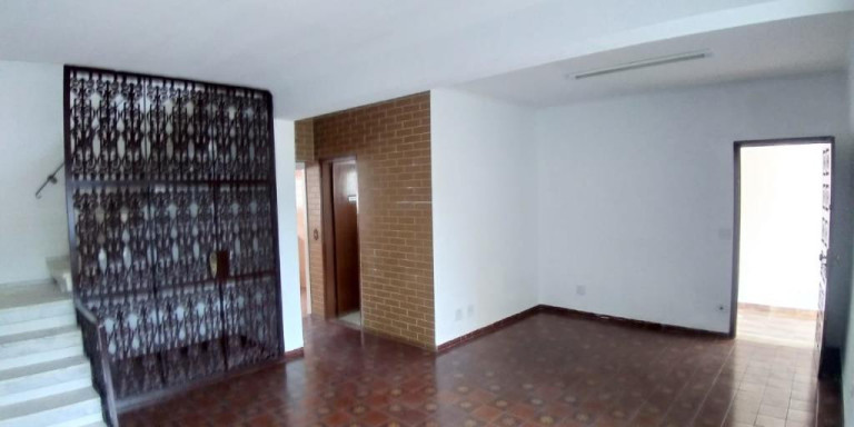 Imagem Sobrado com 4 Quartos à Venda, 212 m² em Centro - Suzano Imagem Sobrado com 4 Quartos à Venda, 212 m² em Centro - Suzano