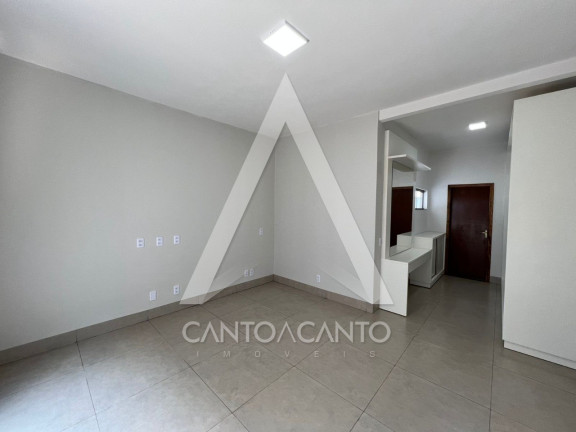 Imagem Casa com 3 Quartos à Venda, 300 m² em Jardim Curitiba - Sinop Imagem Casa com 3 Quartos à Venda, 300 m² em Jardim Curitiba - Sinop
