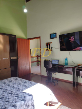 Imagem Casa de Condomínio com 3 Quartos à Venda, 890 m² em Barreiro - Mairiporã