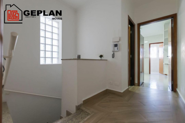 Imagem Sobrado com 3 Quartos à Venda, 240 m² em Cambuci - São Paulo Imagem Sobrado com 3 Quartos à Venda, 240 m² em Cambuci - São Paulo