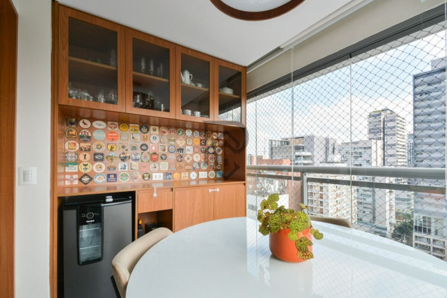 Imagem Apartamento com 2 Quartos à Venda, 68 m² em Pinheiros - São Paulo Imagem Apartamento com 2 Quartos à Venda, 68 m² em Pinheiros - São Paulo