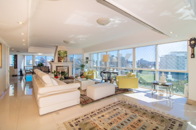Imóvel com 4 Quartos à Venda, 412 m² em Moinhos De Vento - Porto Alegre