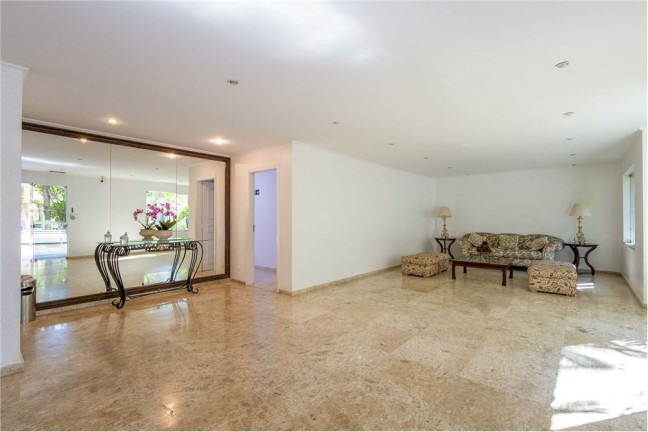 Imagem Apartamento com 4 Quartos à Venda, 196 m² em Moema - São Paulo