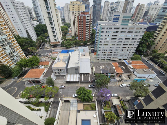 Imagem Cobertura com 4 Quartos à Venda, 331 m² em Vila Uberabinha - São Paulo