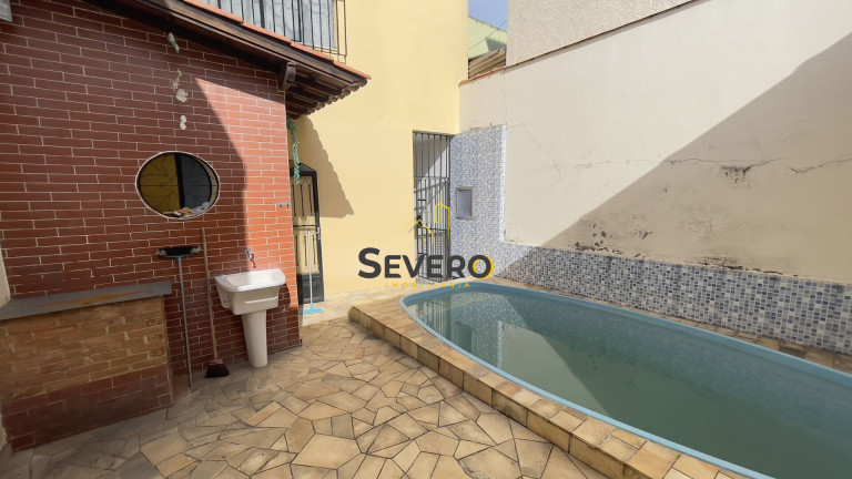 Casa com 3 Quartos à Venda, 260 m² em Camarão - São Gonçalo