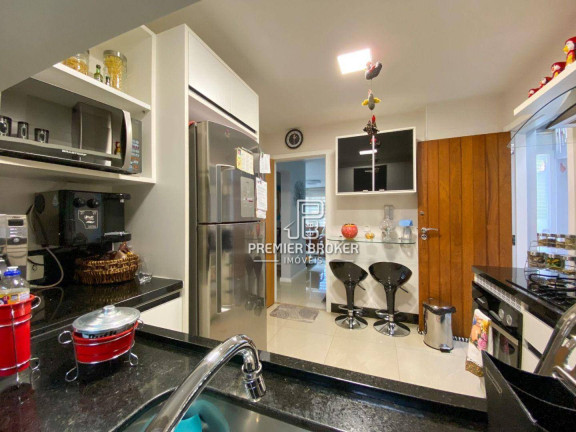 Imagem Casa com 4 Quartos à Venda, 180 m² em Várzea - Teresópolis Imagem Casa com 4 Quartos à Venda, 180 m² em Várzea - Teresópolis