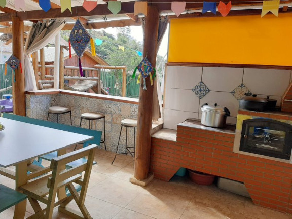 Imagem Imóvel com 2 Quartos à Venda, 304 m² em Loteamento Chácaras Ingrid - Taubaté