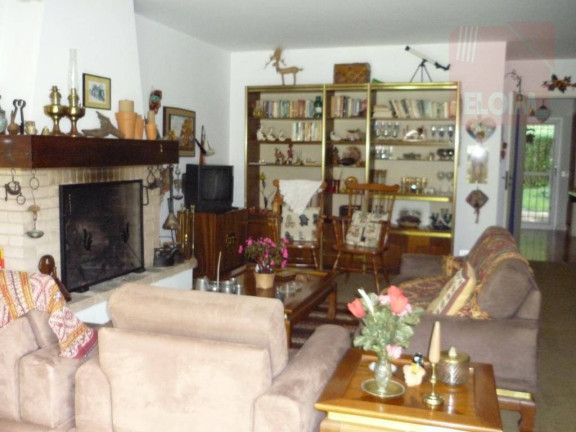 Imagem Casa com 4 Quartos à Venda, 254 m² em Jaguaribe - Campos Do Jordão Imagem Casa com 4 Quartos à Venda, 254 m² em Jaguaribe - Campos Do Jordão
