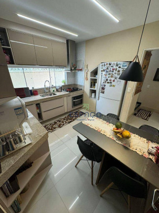 Imagem Casa com 4 Quartos à Venda, 240 m² em Nova Parnamirim - Parnamirim