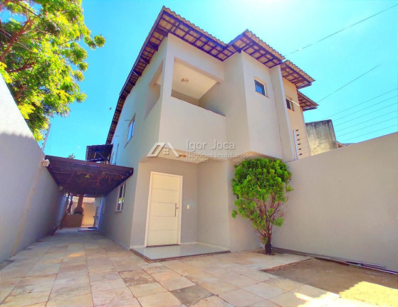 Casa com 3 Quartos à Venda, 138 m² em Coité - Eusébio