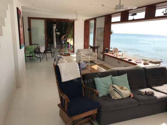Imagem Casa com 5 Quartos à Venda, 340 m² em Centro - Angra Dos Reis Imagem Casa com 5 Quartos à Venda, 340 m² em Centro - Angra Dos Reis