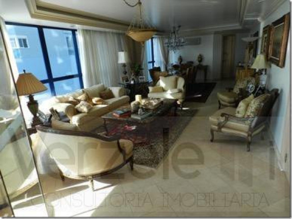 Imagem Apartamento com 5 Quartos à Venda, 500 m² em Centro - Balneário Camboriú Imagem Apartamento com 5 Quartos à Venda, 500 m² em Centro - Balneário Camboriú