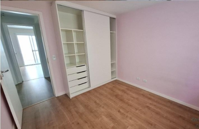 Imagem Casa com 2 Quartos à Venda, 130 m² em Jardim Das Américas - Curitiba Imagem Casa com 2 Quartos à Venda, 130 m² em Jardim Das Américas - Curitiba