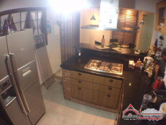Imagem Casa de Condomínio com 3 Quartos à Venda, 114 m² em Jardim Califórnia - Jacareí