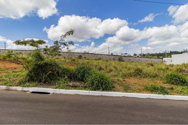 Imagem Terreno à Venda, 126 m² em Lomba Do Pinheiro - Porto Alegre Imagem Terreno à Venda, 126 m² em Lomba Do Pinheiro - Porto Alegre