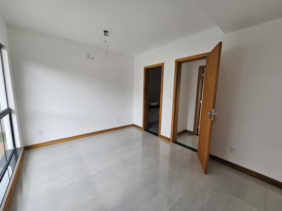 Imagem Casa com 3 Quartos à Venda, 104 m² em Alto - Teresópolis