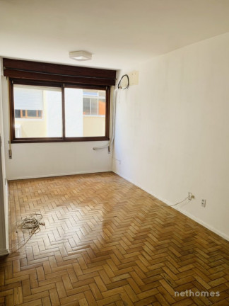 Imagem Imóvel com 3 Quartos à Venda, 93 m² em Jardim Itu - Porto Alegre Imagem Imóvel com 3 Quartos à Venda, 93 m² em Jardim Itu - Porto Alegre