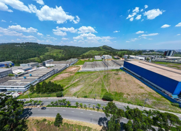 Imagem Imóvel à Venda, 9.590 m² em Polo Empresarial Tamboré - Santana De Parnaíba Imagem Imóvel à Venda, 9.590 m² em Polo Empresarial Tamboré - Santana De Parnaíba