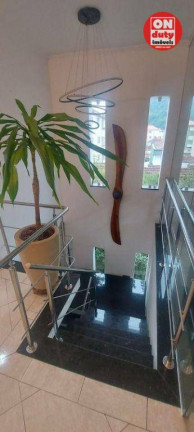 Imagem Casa com 4 Quartos à Venda, 316 m² em Marapé - Santos