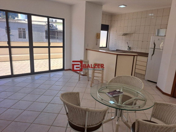 Imagem Apartamento com 1 Quarto à Venda, 137 m² em Centro - Florianópolis Imagem Apartamento com 1 Quarto à Venda, 137 m² em Centro - Florianópolis