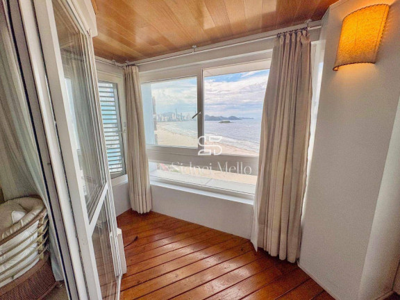 Imagem Apartamento com 3 Quartos à Venda, 214 m² em Frente Mar Sul - Balneário Camboriú