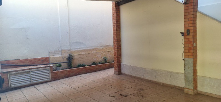 Imagem Casa com 6 Quartos à Venda, 288 m² em Jardim Vinte E Cinco De Agosto - Duque De Caxias