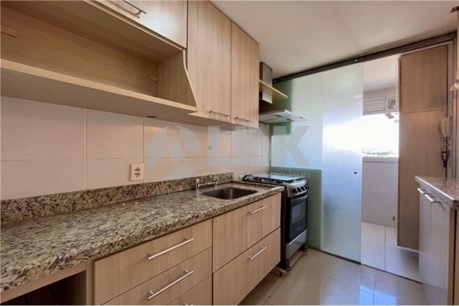 Imagem Apartamento com 2 Quartos à Venda, 60 m² em Cristo Redentor - Porto Alegre Imagem Apartamento com 2 Quartos à Venda, 60 m² em Cristo Redentor - Porto Alegre